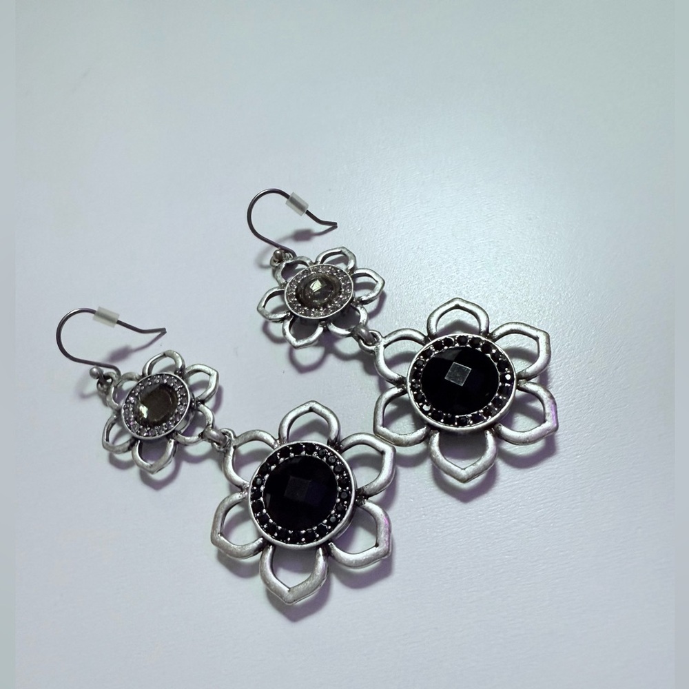 Elegant Silver and Black Floral Earrings